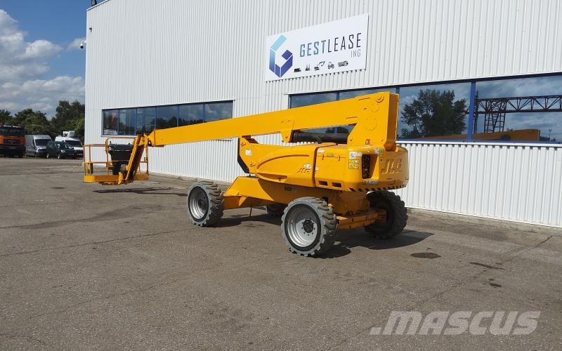 JLG M600JP Kuukulkijat