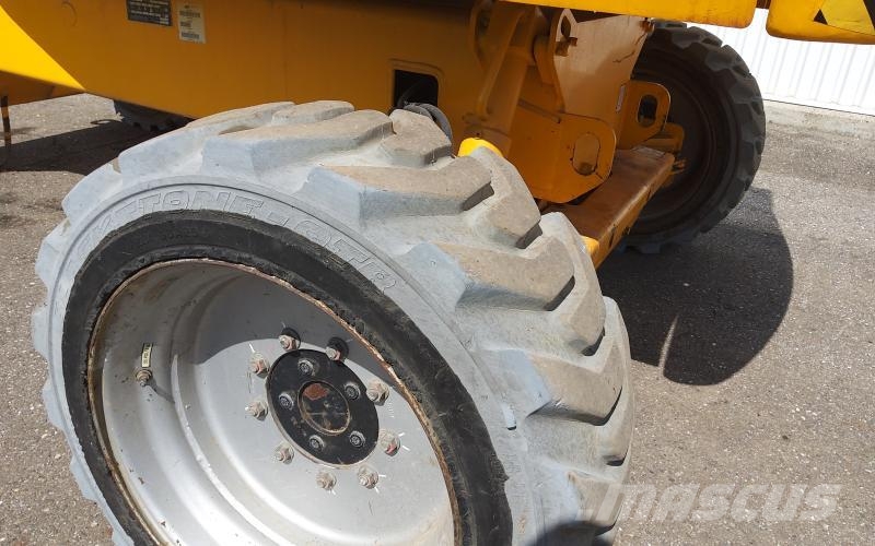 JLG M600JP Podnośniki przegubowe