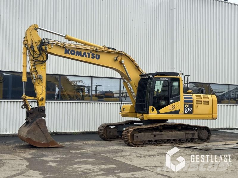 Komatsu PC210LC-11 履带挖掘机