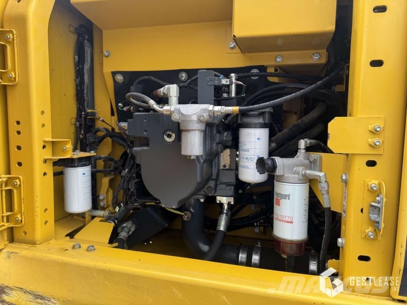 Komatsu PC210LC-11 Bagri goseničarji