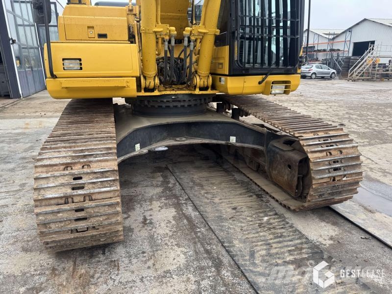 Komatsu PC360NLC-11 حفارات زحافة