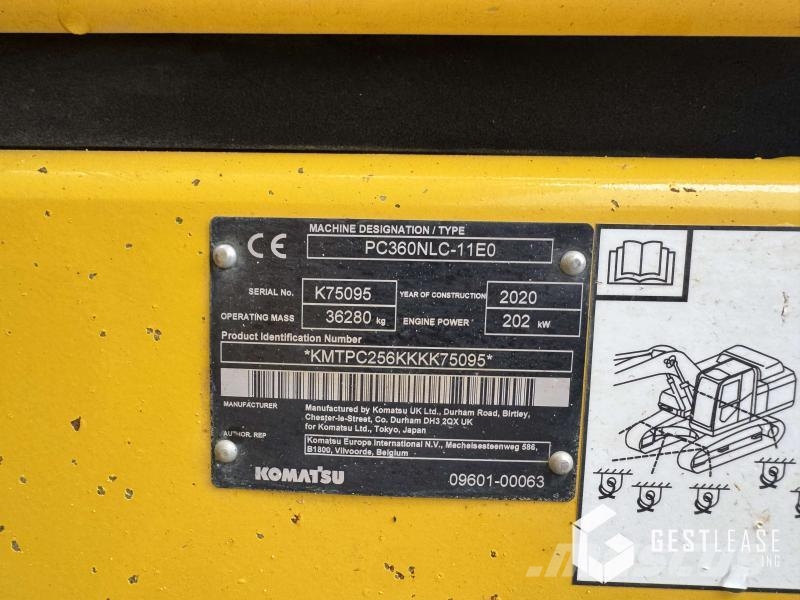 Komatsu PC360NLC-11 حفارات زحافة