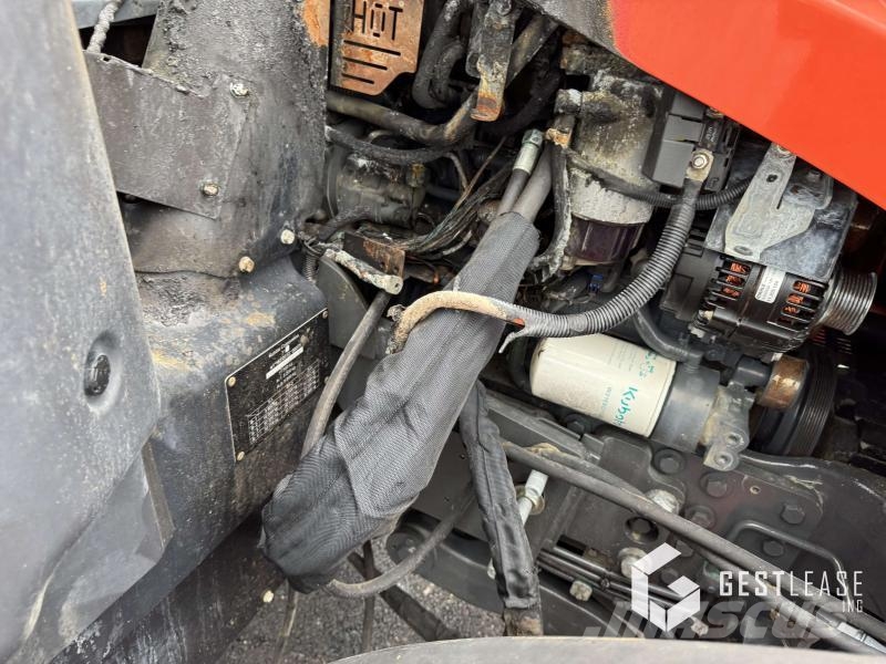 Kubota M6121 Traktorok