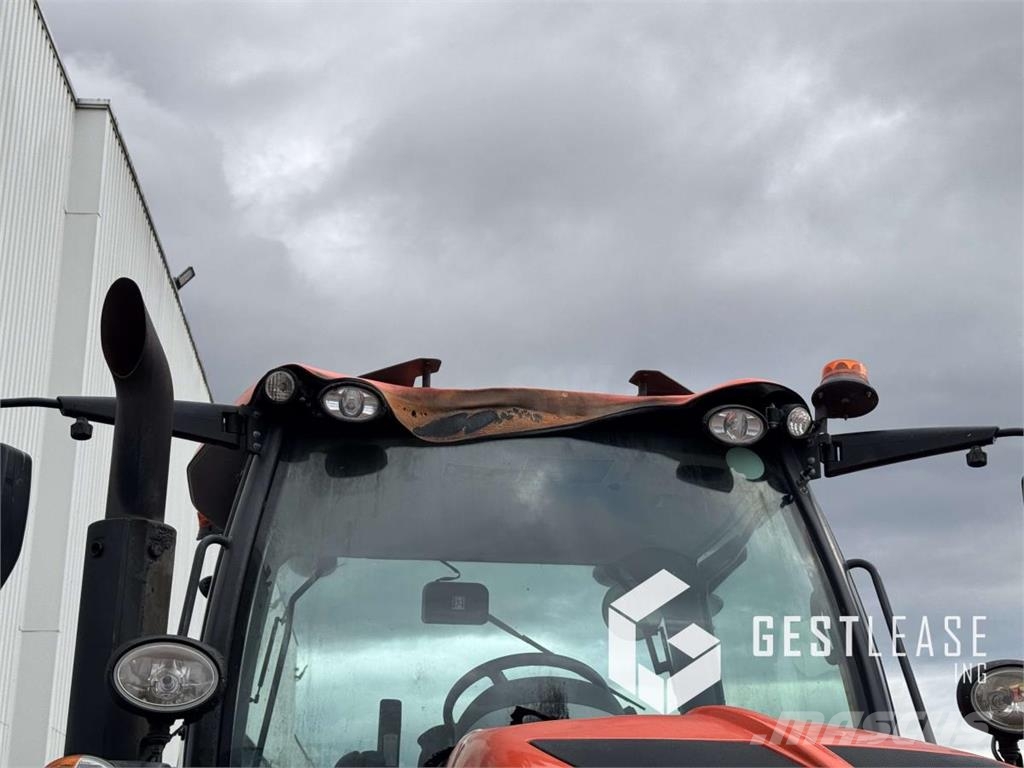 Kubota M6121 Traktorok