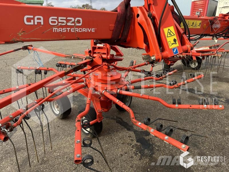Kuhn GA6520 MASTERDRIVE Windrowers