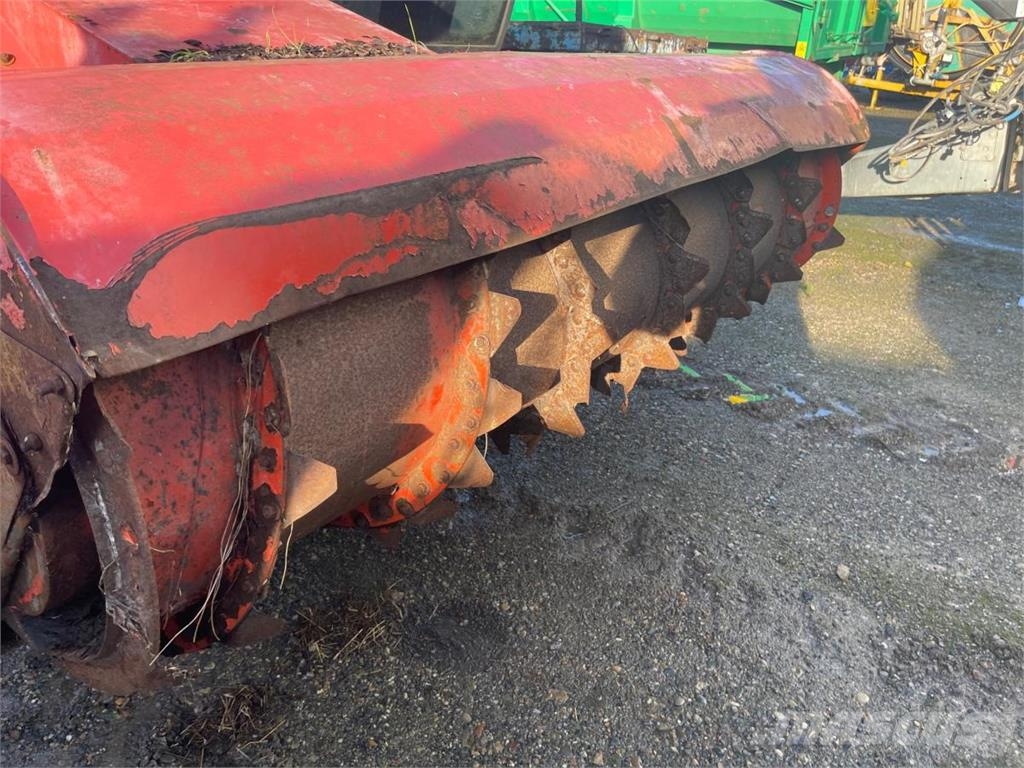 Kuhn SP 14 Mengvoedermachines