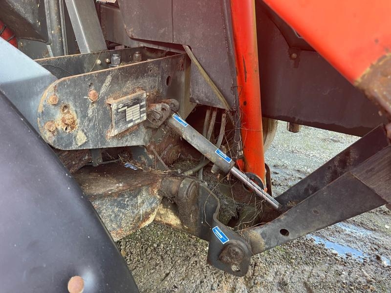 Kuhn SP 14 Mixer feeders