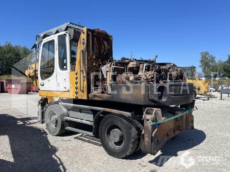 Liebherr A316 轮式挖掘机