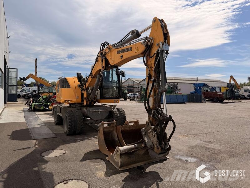 Liebherr A912 COMPACT Pyöräkaivukoneet