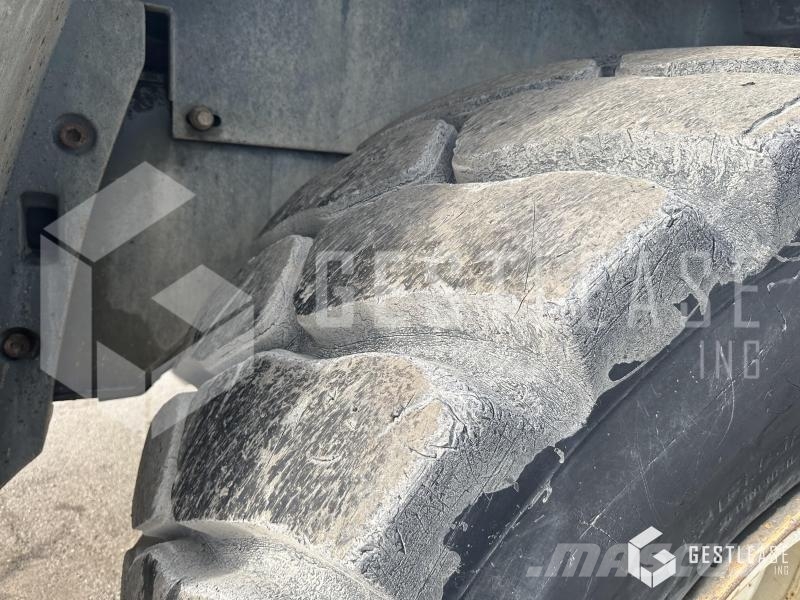 Liebherr L580 Wheel loaders