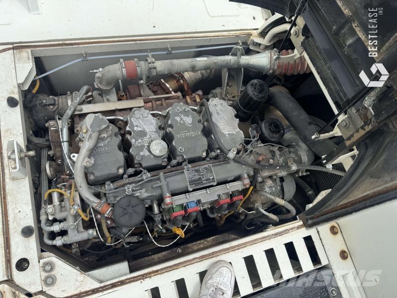 Liebherr R 926 LC Telakaivukoneet