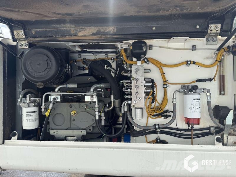 Liebherr R 926 LC 履带挖掘机