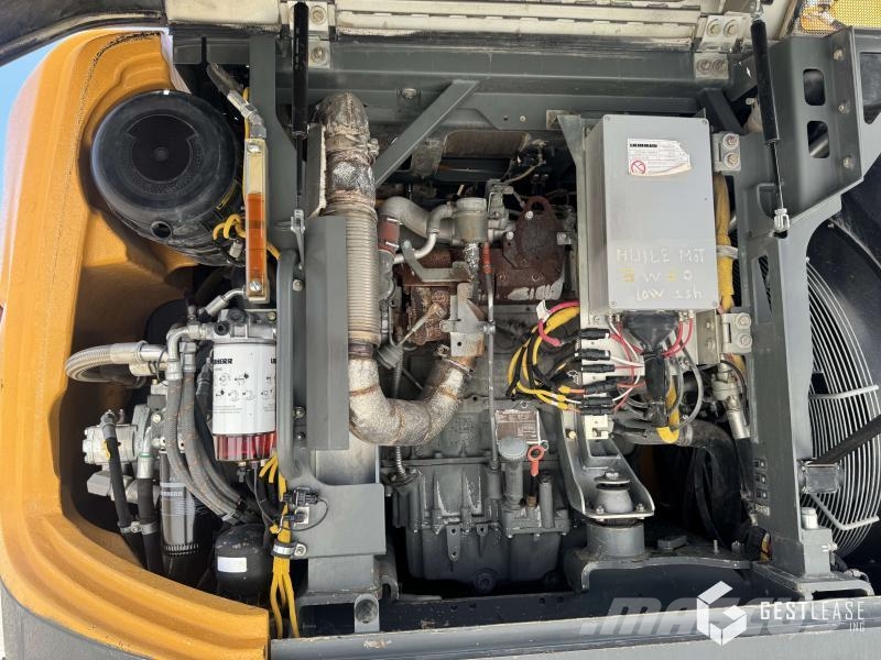 Liebherr R926 Compact 大型油圧ショベル12t以上（パワーショベル・ユンボ）