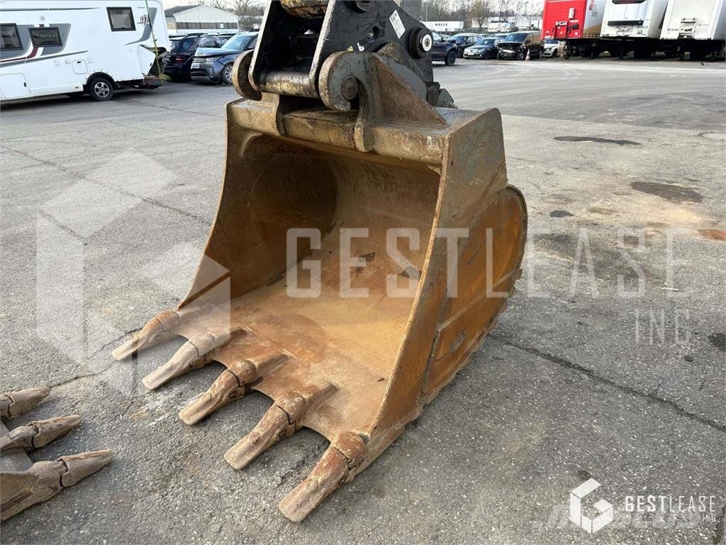 Liebherr R930LC G8 履带挖掘机
