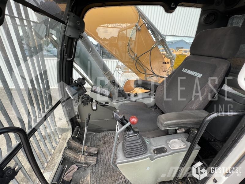 Liebherr R946LC Beltegraver
