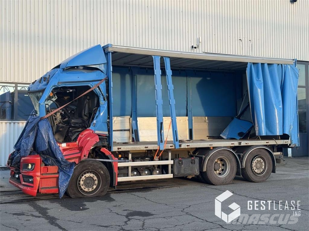 MAN TGS Camiones de caja de lona