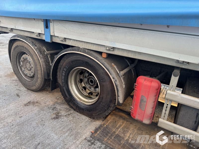 MAN TGS Camiones de caja de lona