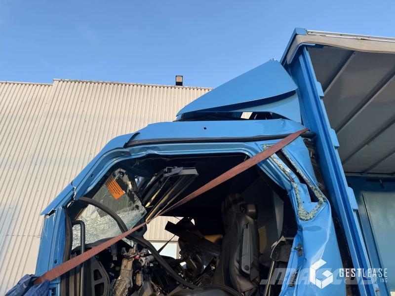 MAN TGS Camiones de caja de lona
