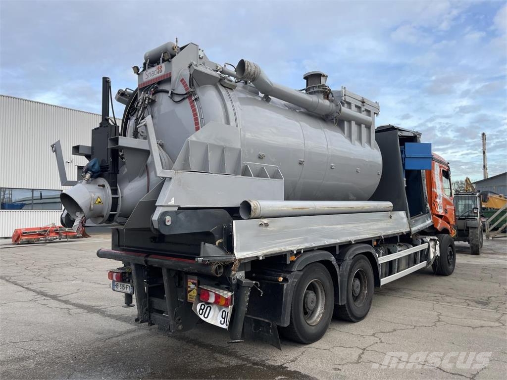 Mercedes-Benz ACTROS 3343 Slamsugningsbil