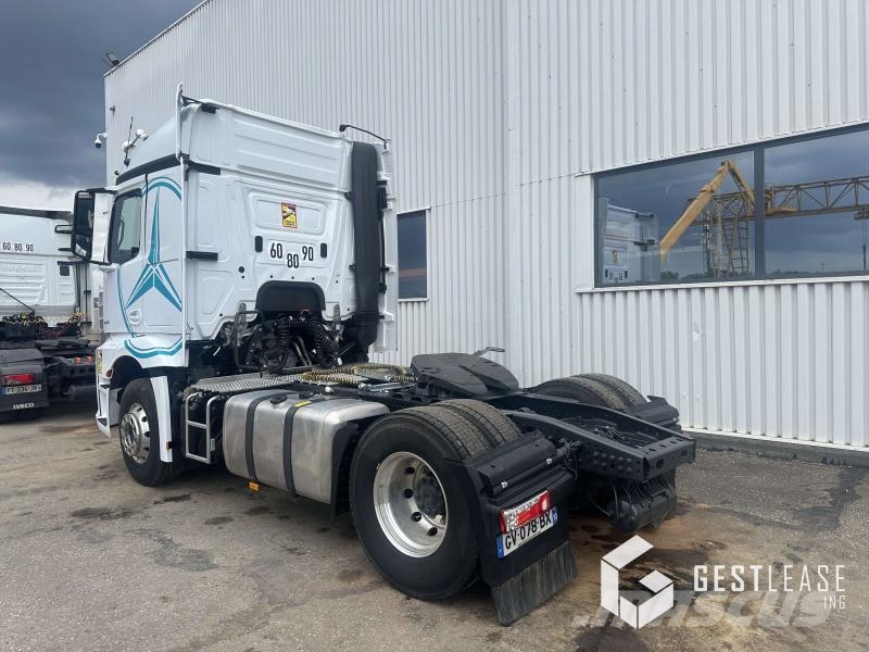 Mercedes-Benz Actros 1848 وحدات الجر