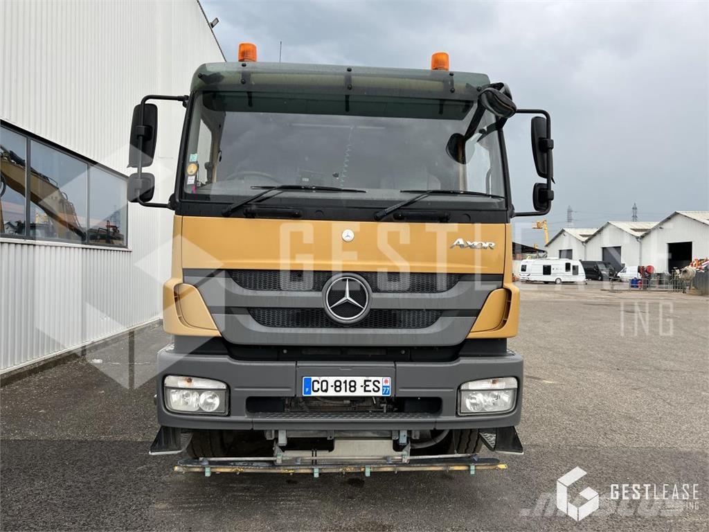 Mercedes-Benz AXOR 1833 Veegwagens