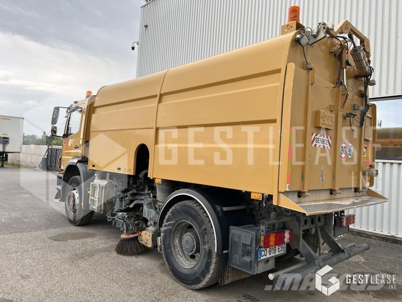 Mercedes-Benz AXOR 1833 Caminhões varredoras