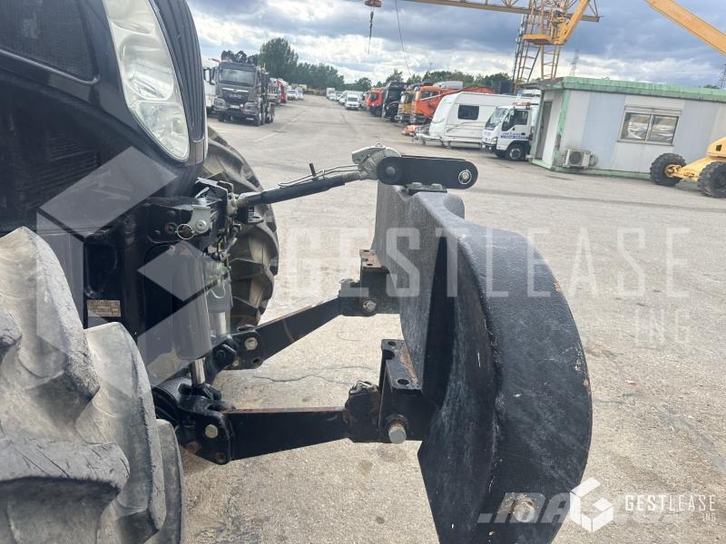 New Holland T7.235 Tracteur