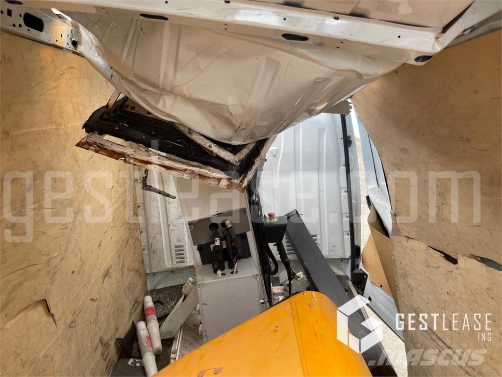 Renault Master 2.3 DCI 125 Outro