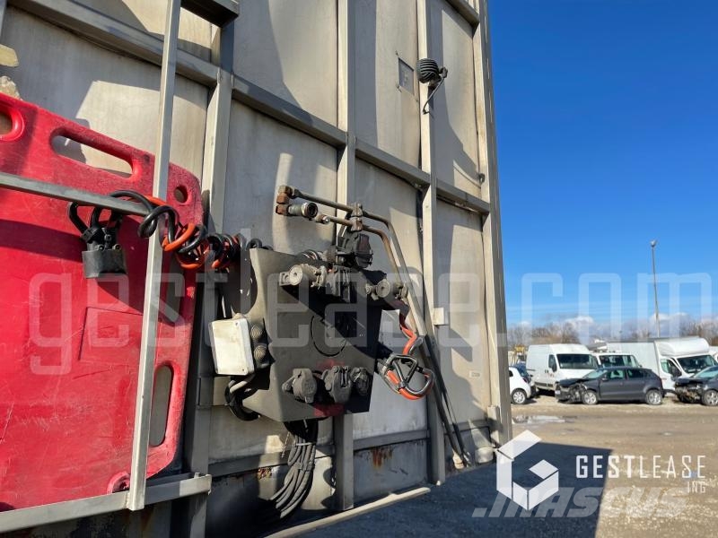 Samro ST39WG نصف مقطورات لنقل الحيوانات