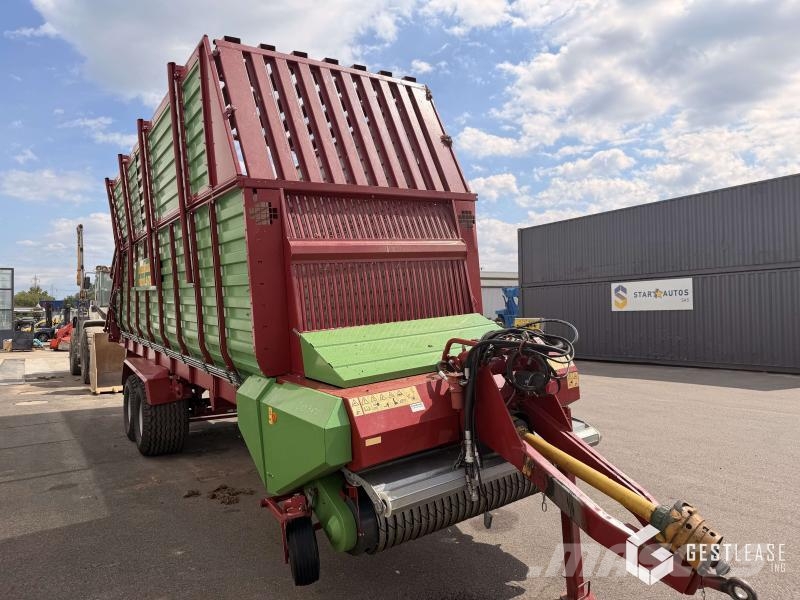Strautmann VITESSE E4701 مقطورات ذاتية التحميل