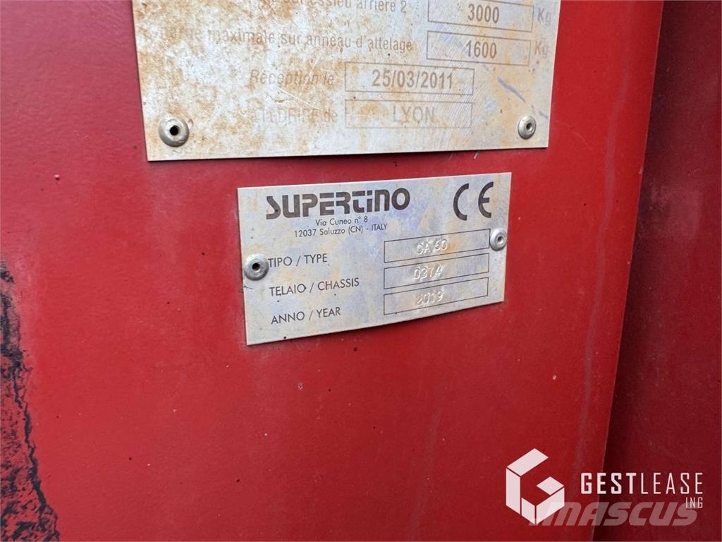 Supertino CA 60 Atrelados auto-carregadores