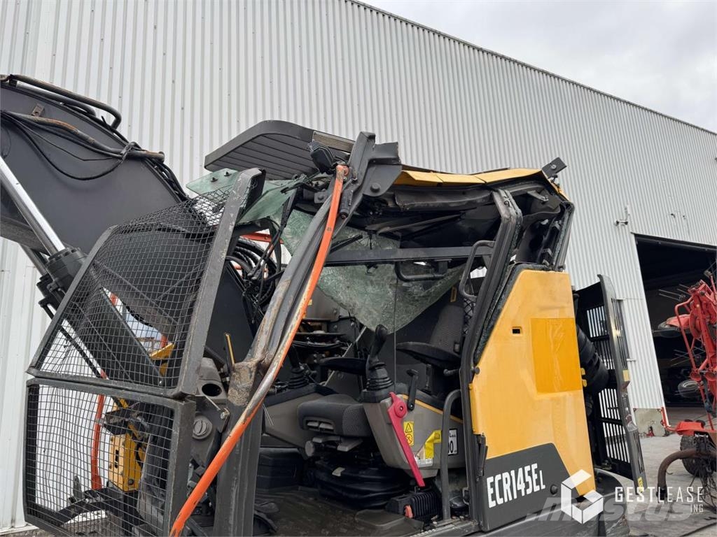 Volvo ECR145 EL Paletli ekskavatörler