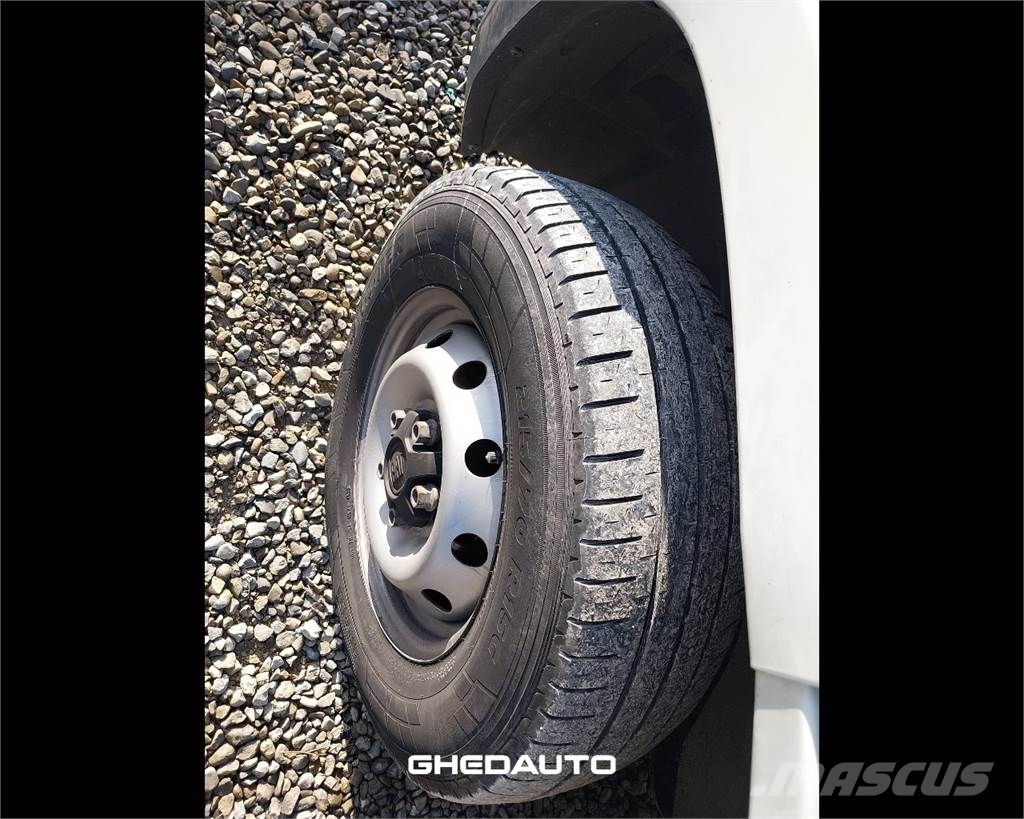 Fiat Ducato 290 33 2020 Zabojni kombi