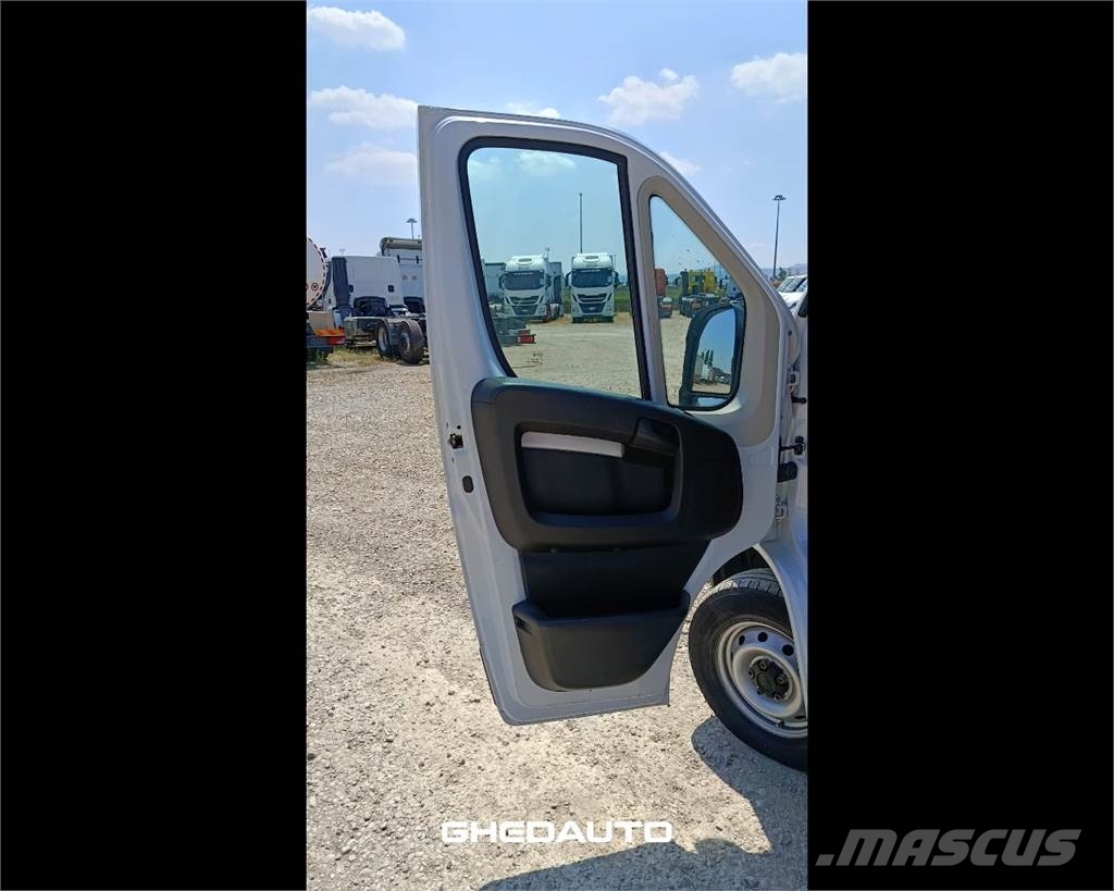 Fiat Ducato 290 33 2020 Zabojni kombi
