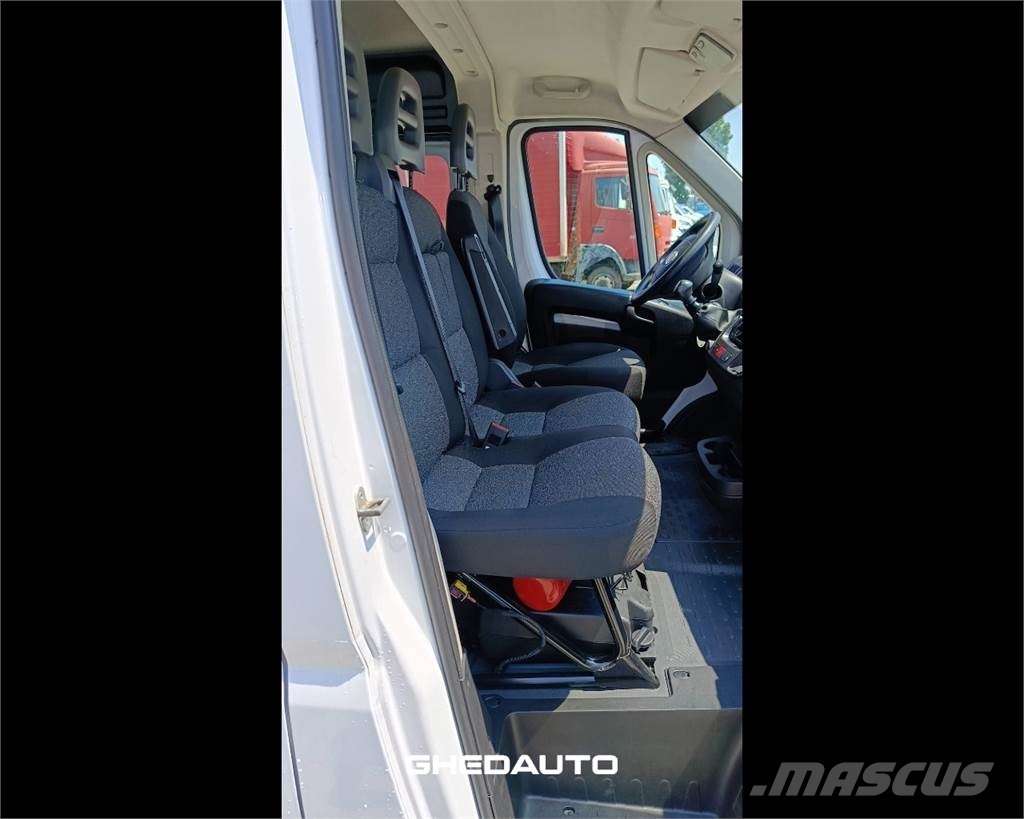 Fiat Ducato 290 33 2020 Zabojni kombi