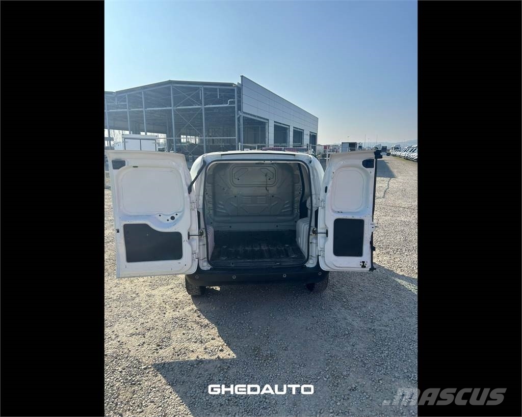 Fiat Fiorino III 2016 Autoutilitara transoprt marfuri