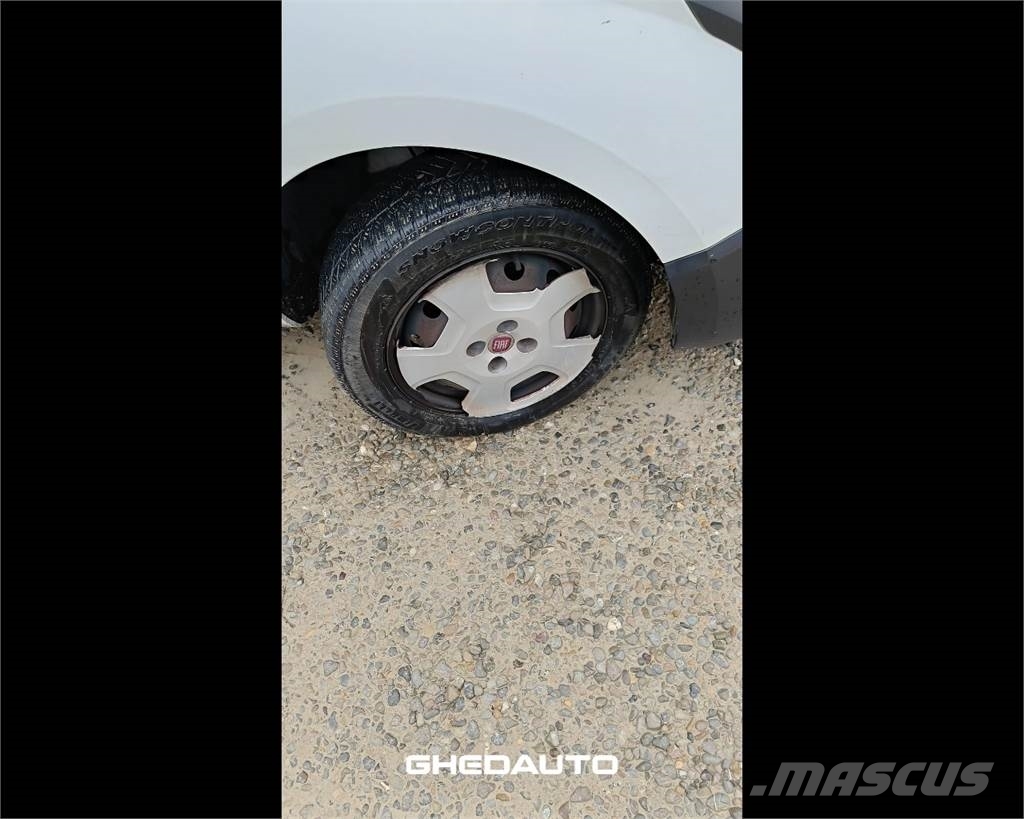 Fiat Fiorino III 2016 Dobozos