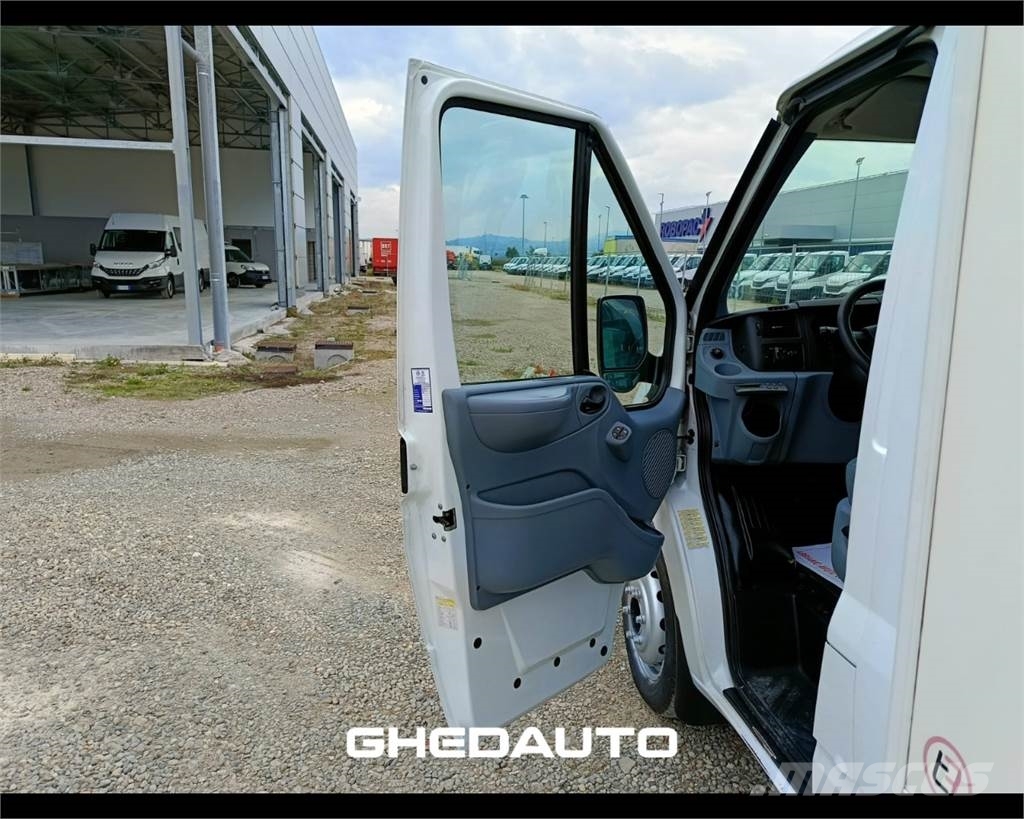 Ford Transit VI 350 RWD 2006 Gesloten opbouw