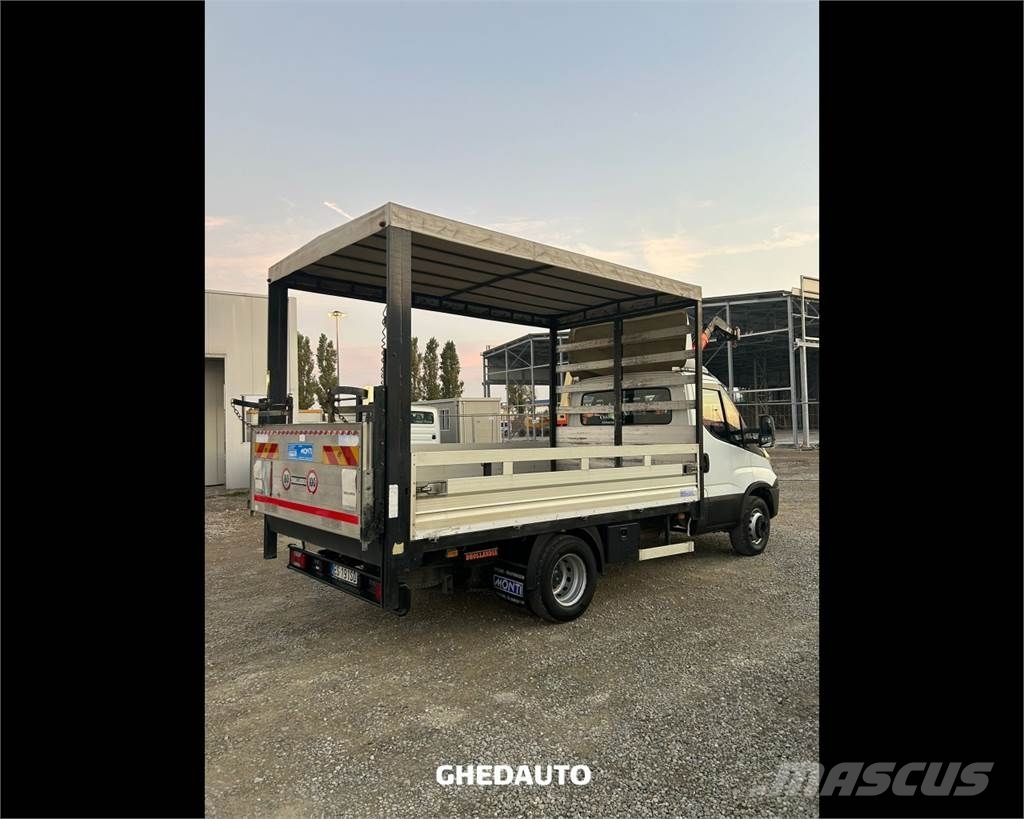 Iveco 65C15 Camiones con caja de remolque