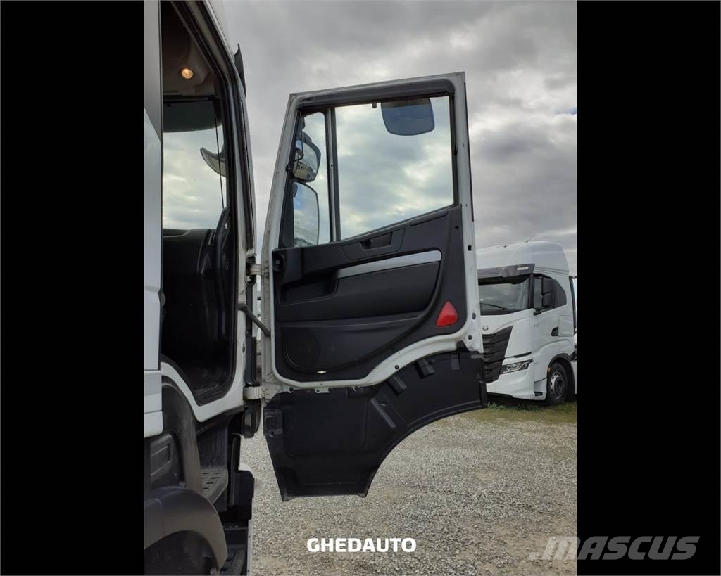 Iveco AS440S48 Каросерии