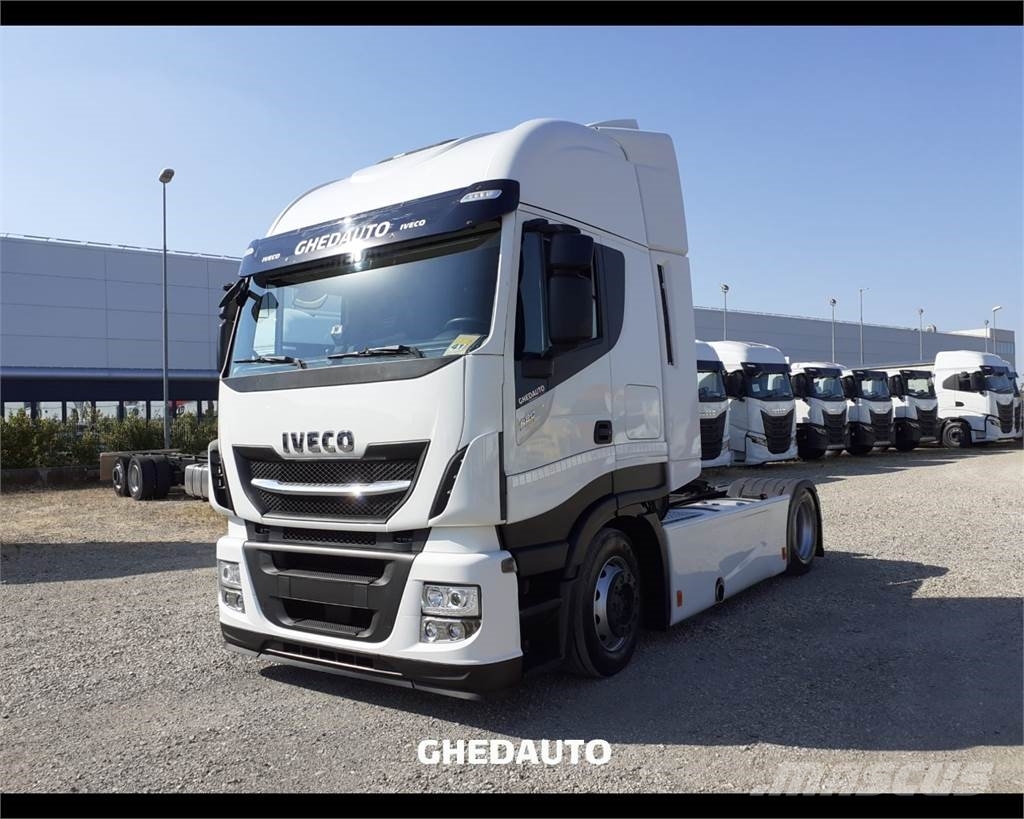 Iveco AS440S48 Φορτηγά Κόφα