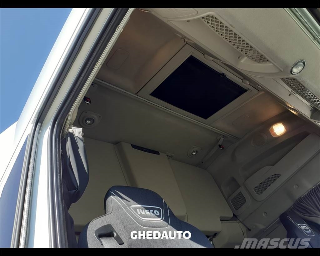 Iveco AS440S48 Φορτηγά Κόφα