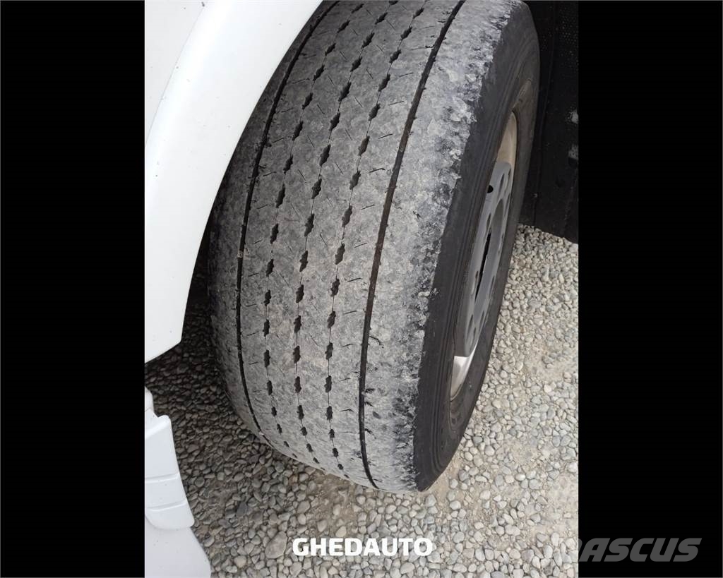 Iveco AS440ST/P Camiones con caja de remolque