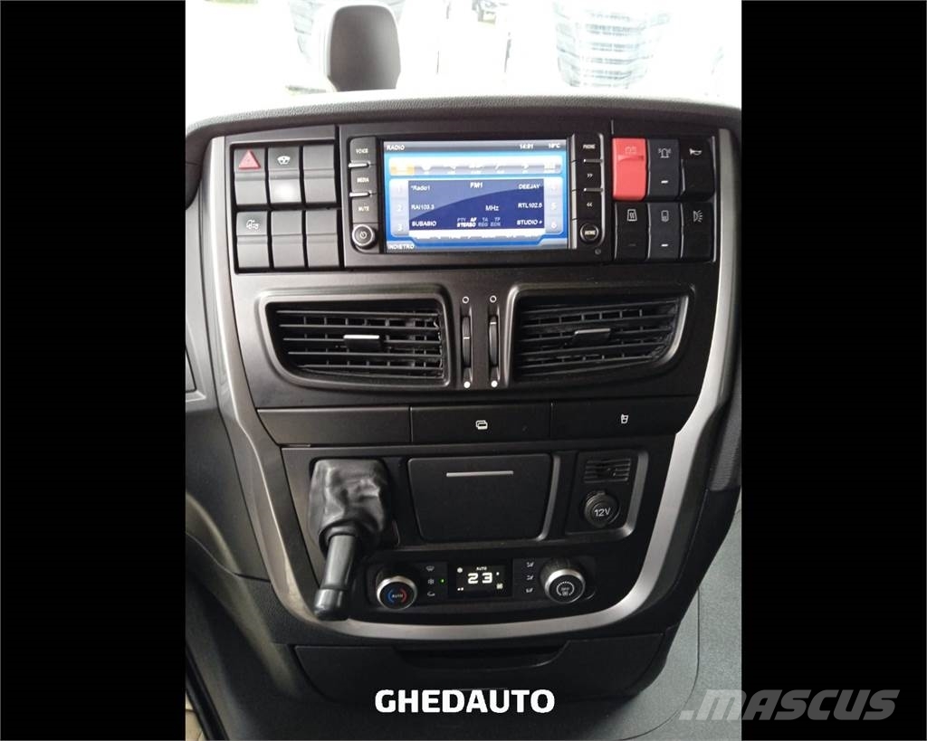 Iveco AS440ST/P Camiones con caja de remolque