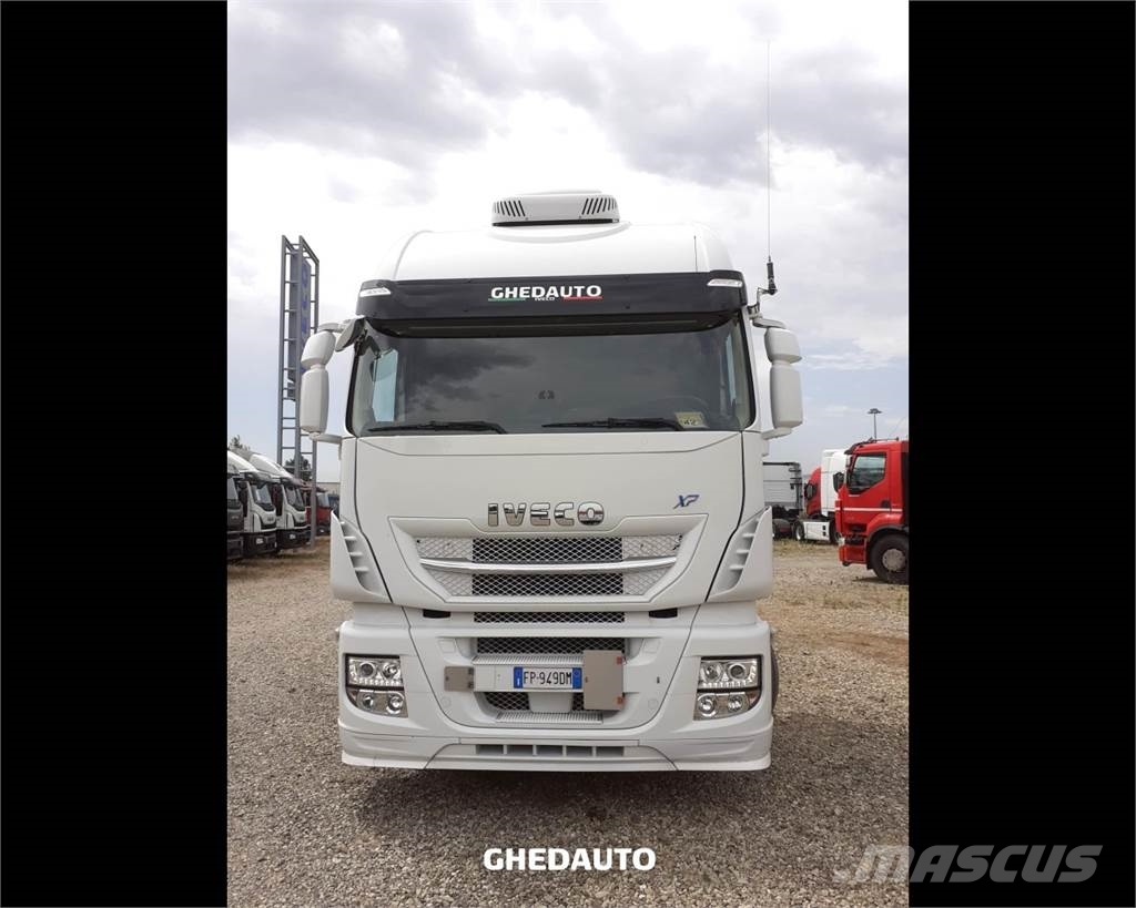 Iveco AS440ST/P Camiones con caja de remolque