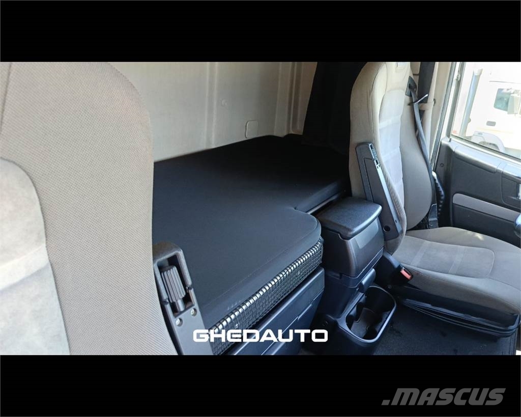 Iveco AS440ST/P Φορτηγά Κόφα