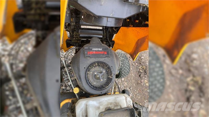 Cub Cadet XT2 PS107 Manji traktori
