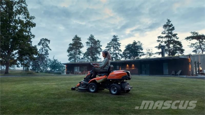 Husqvarna R216T Awd Ring for et godt tilbud ركوب الحشائش