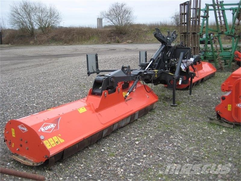 Kuhn BP 8300 Med BPR 305 PRO til frontmontering Kosilice