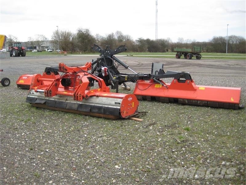 Kuhn BP 8300 Med BPR 305 PRO til frontmontering Kosilice